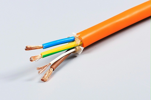 电线挤塑原理,电线电缆厂家,电缆批发商,定制电线电缆